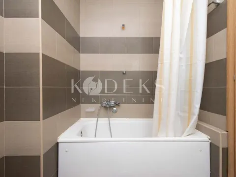 Izdavanje, garsonjera, 30m², Tuški Put, Podgorica - image 5