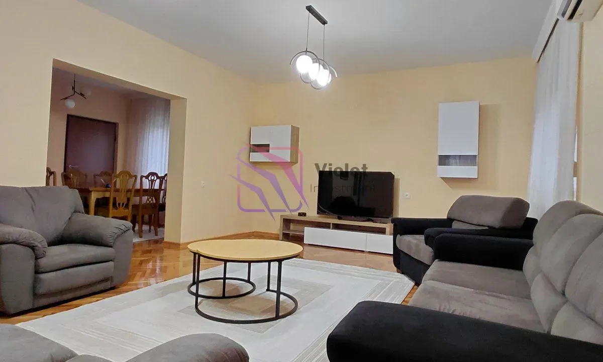 Rent, house, 200m², Gornja Gorica, Podgorica