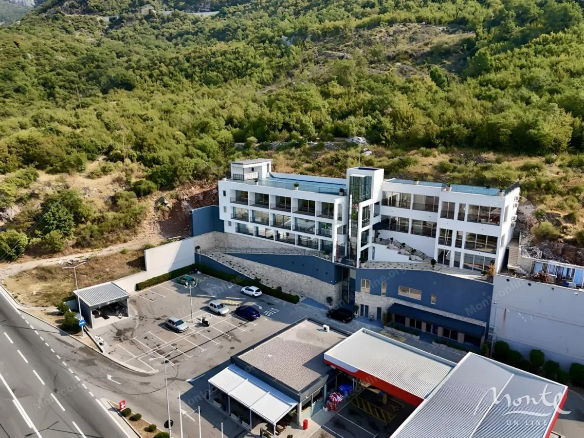 Sale, office space, 1800m², Lapčići, Budva