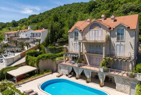 Prodaja, trosoban stan, 92m², Muo, Kotor - image 7