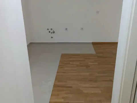 Izdavanje, jednosoban stan, 46m², Stari Aerodrom, Podgorica - image 4