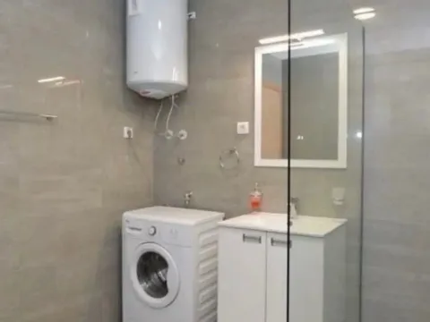 Prodaja, dvosoban stan, 69m², Centar, Tivat - image 10