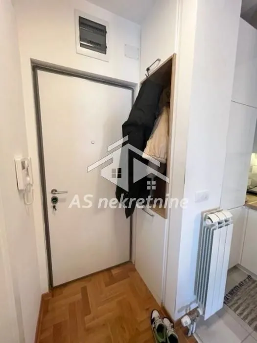 Izdavanje, stan, 40m², Autokomanda, Voždovac Sve Podlokacije