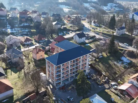 Sale, two bedroom apartment, 57m², Kolašin, Crna Gora - image 2