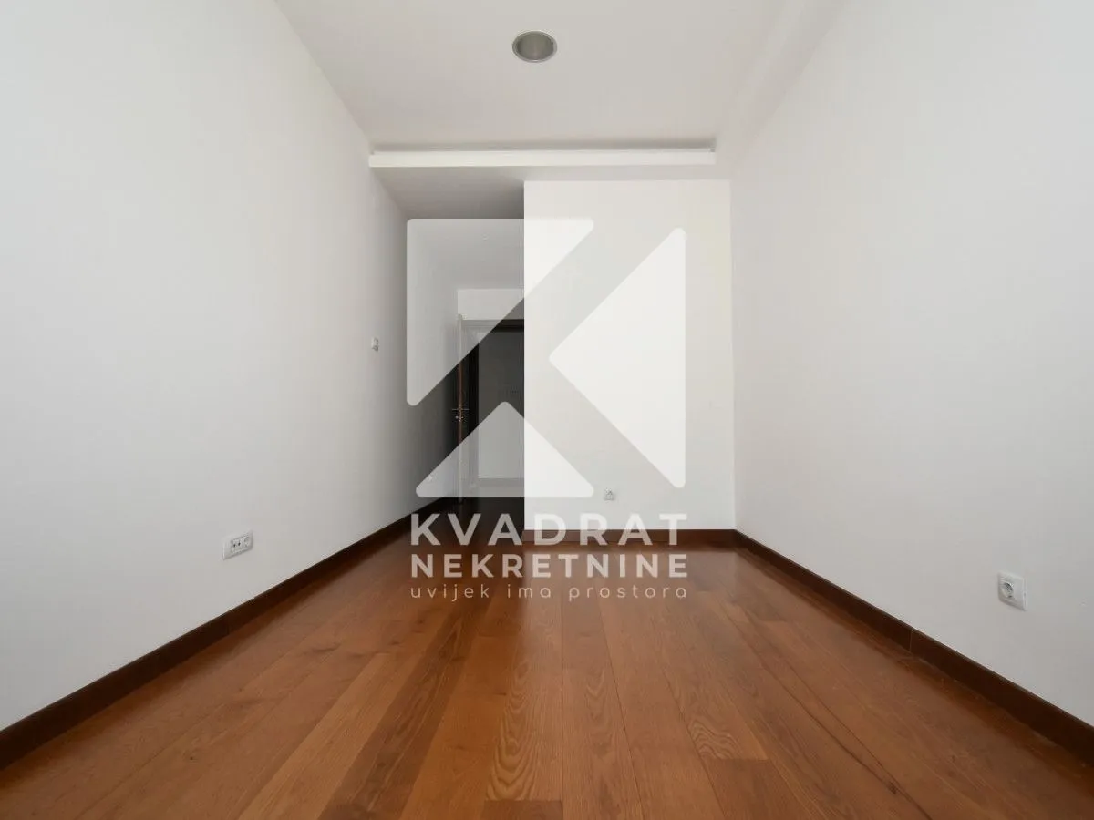 Izdavanje, četvorosoban stan, 230m², Kruševac, Podgorica