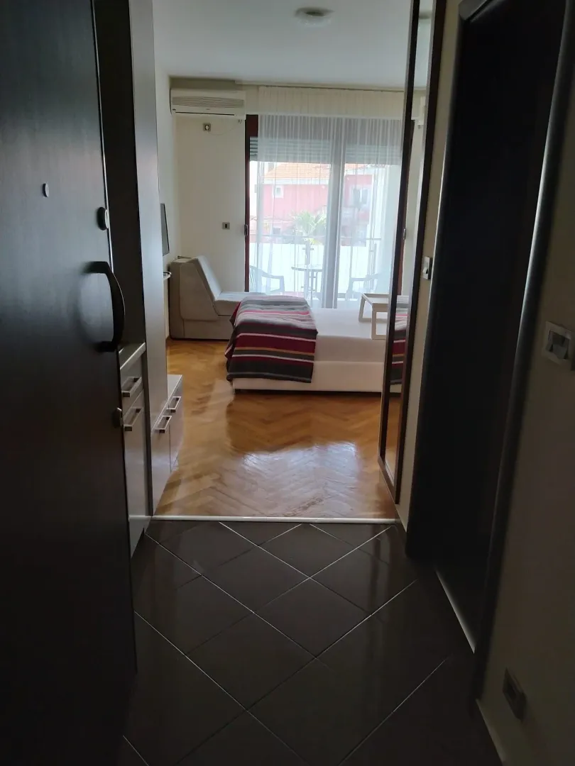 Sale, studio apartment, 26m², Centar, Budva
