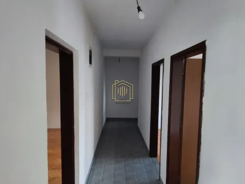 Izdavanje, dvosoban stan, 67m², Momišići, Podgorica - image 3