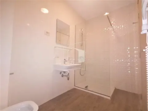 Prodaja, dvosoban stan, 68m², City Kvart, Podgorica - image 7