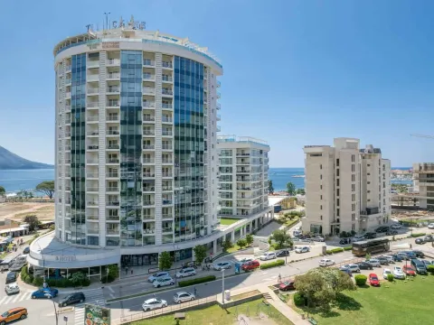 Sale, two bedroom apartment, 85m², Centar, Budva