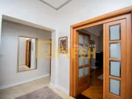 Izdavanje, kuća, 320m², Gornja Gorica, Podgorica - image 24