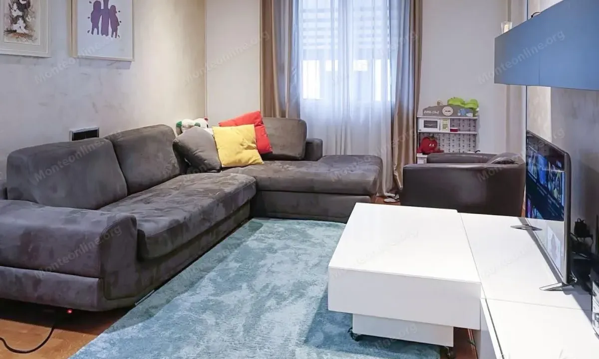 Prodaja, jednosoban stan, 76m², Zabjelo, Podgorica