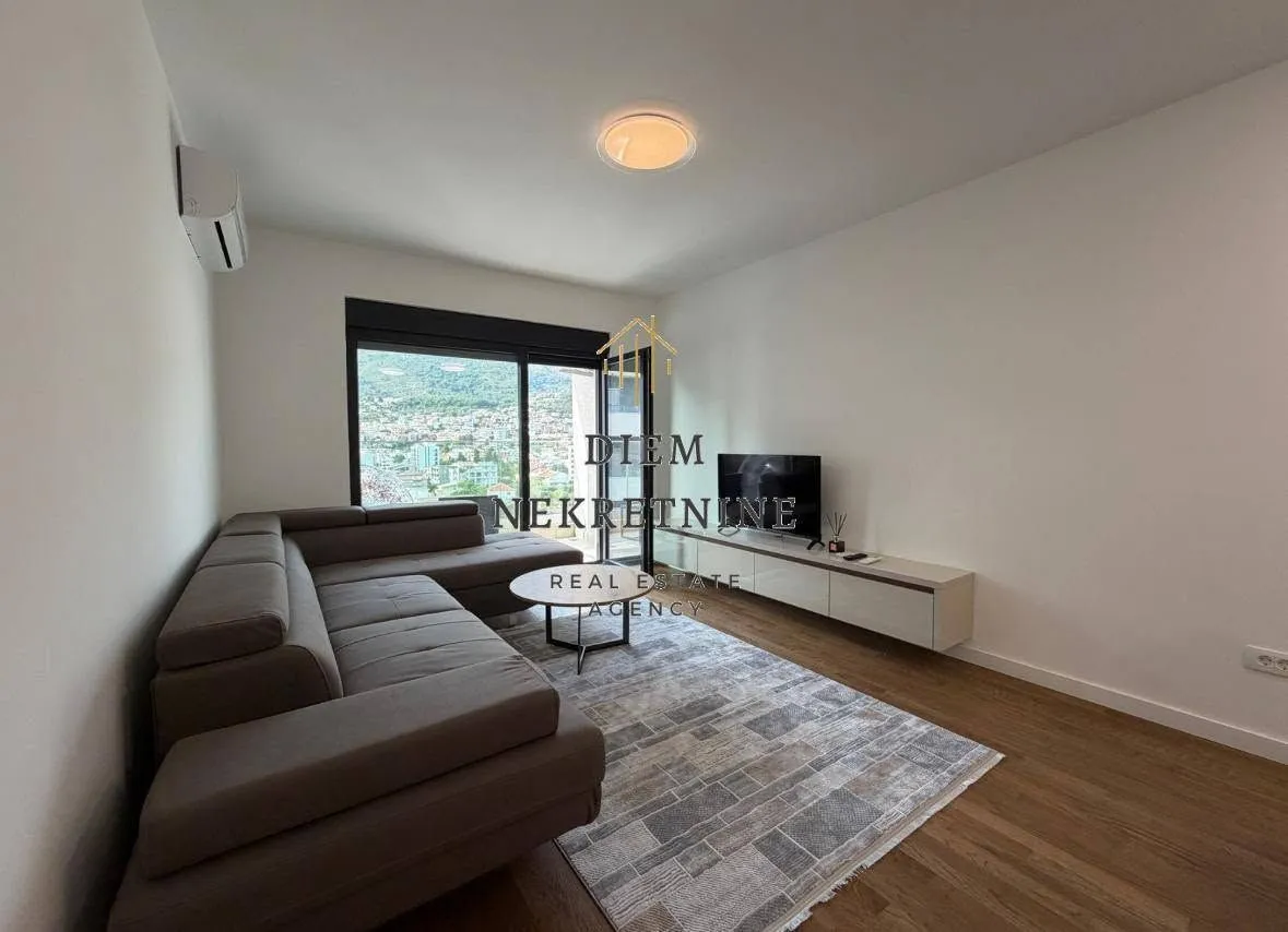 Izdavanje, jednosoban stan, 50m², Ilino, Bar