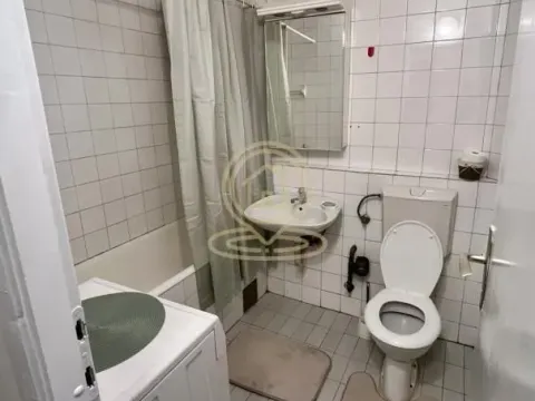 Izdavanje, jednosoban stan, 44m², Kragujevac, Srbija - image 5