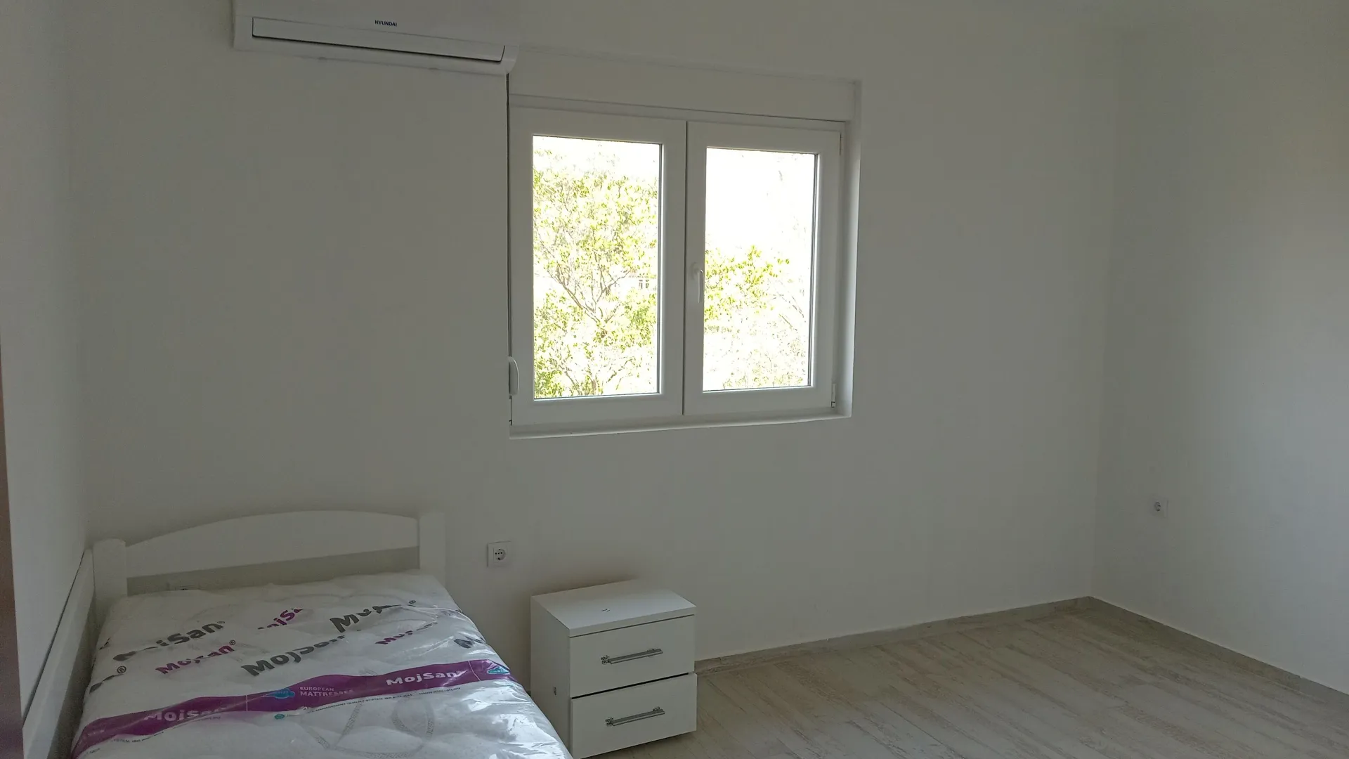 Rent, two bedroom apartment, 70m², Radanovići, Kotor