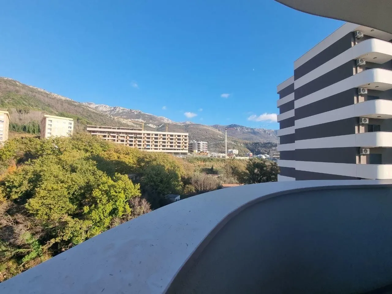 Sale, one bedroom apartment, 40m², Bečići, Budva