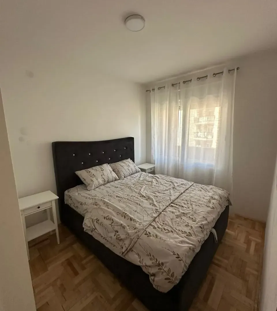 Izdavanje, jednosoban stan, 40m², Ljubović, Podgorica