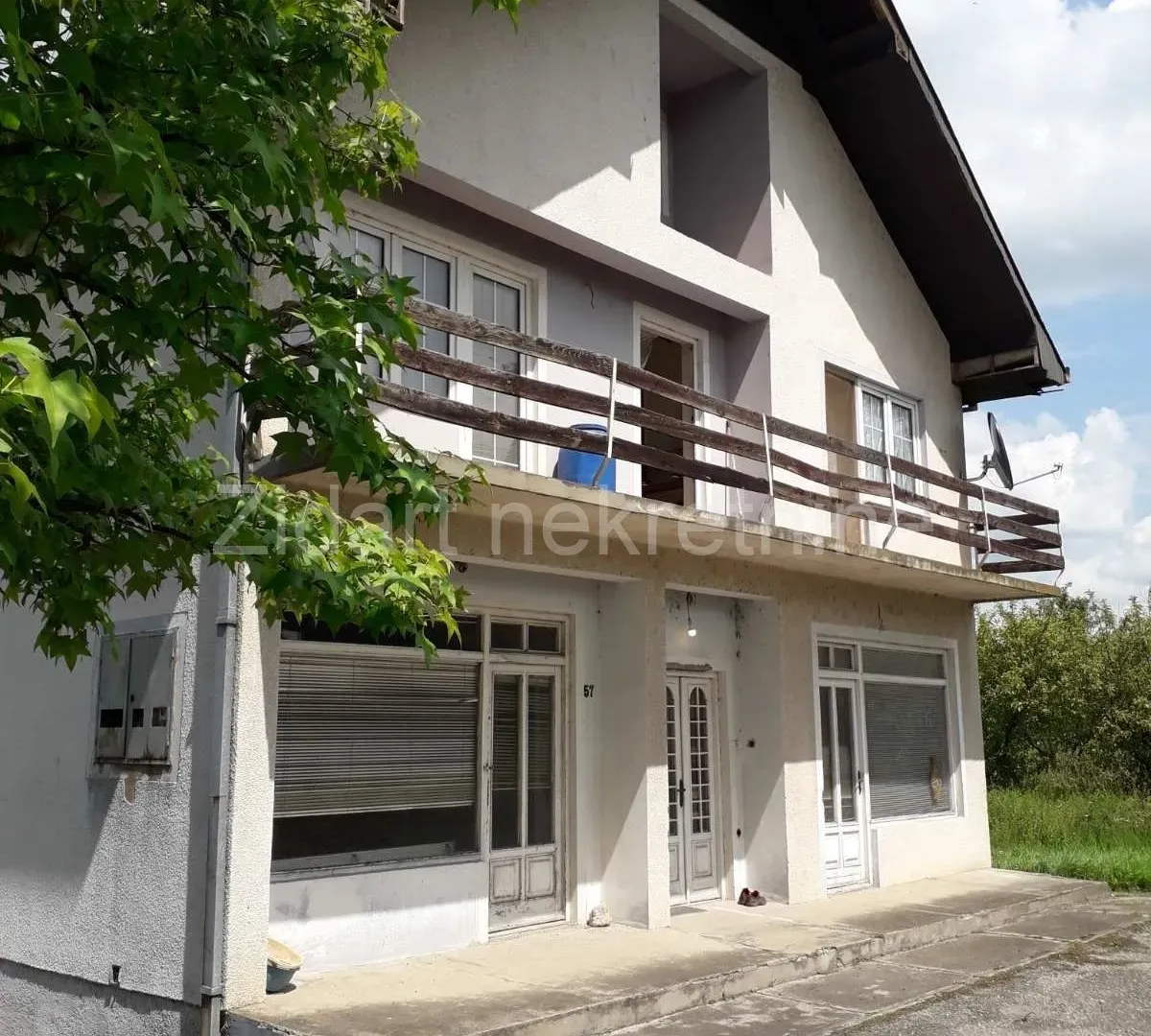 Prodaja,  kuća, 257m2, Veliki Crljeni, Lazarevac, Beograd