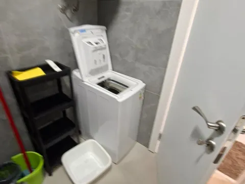 Rent, one bedroom apartment, 45m², Bulevar, Budva - image 13