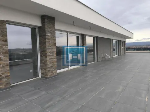 Prodaja, stan, 500m², Centar, Ćuprija - image 18