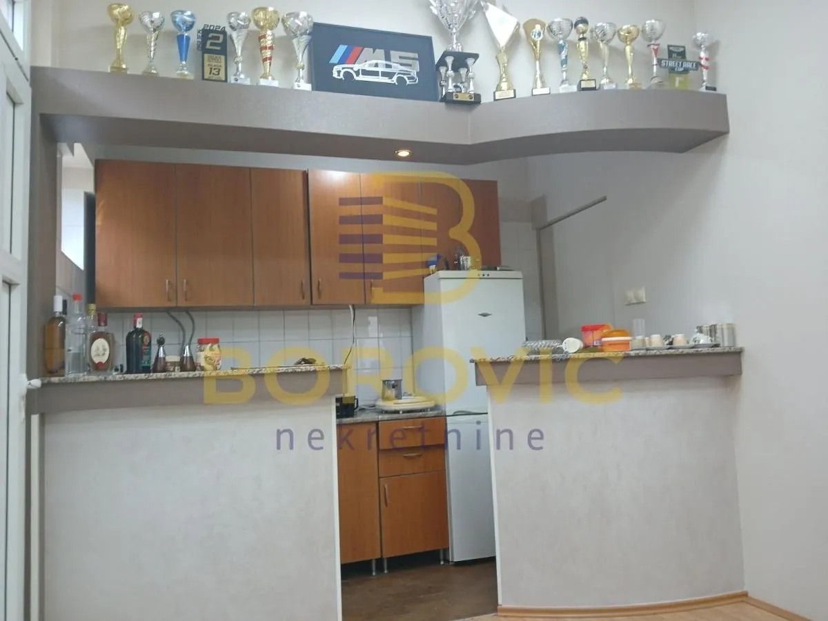 Rent, house, 95m², Borča 1, Borča Sve Podlokacije