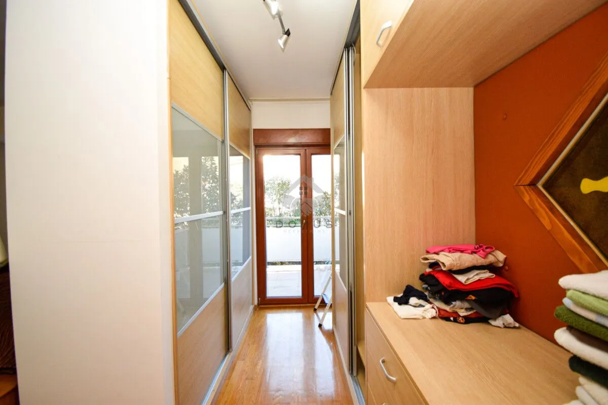 Rent, two bedroom apartment, 160m², Gorica C, Podgorica