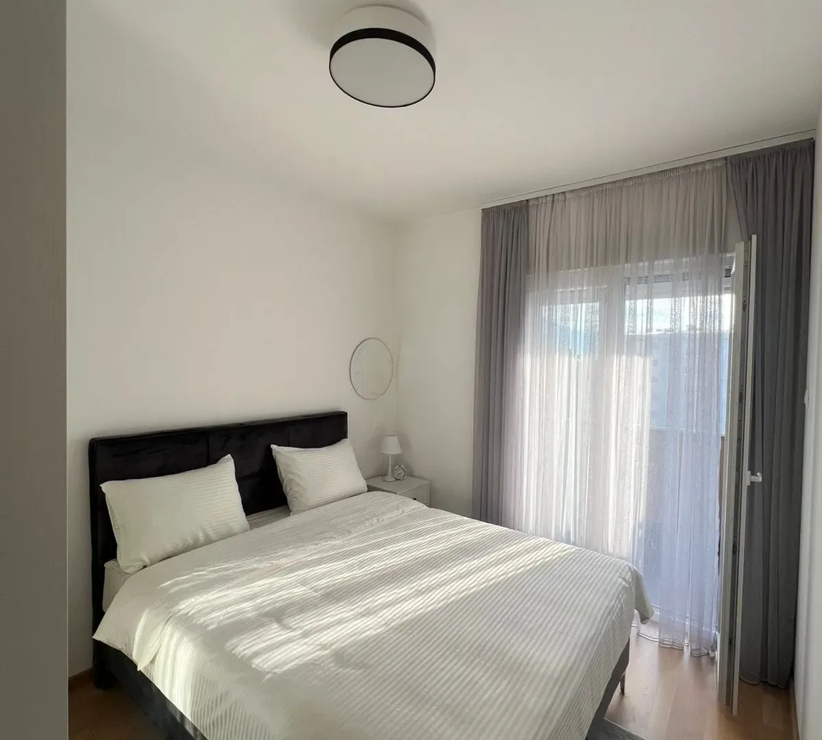 Rent, one bedroom apartment, 43m², Pobrežje, Podgorica