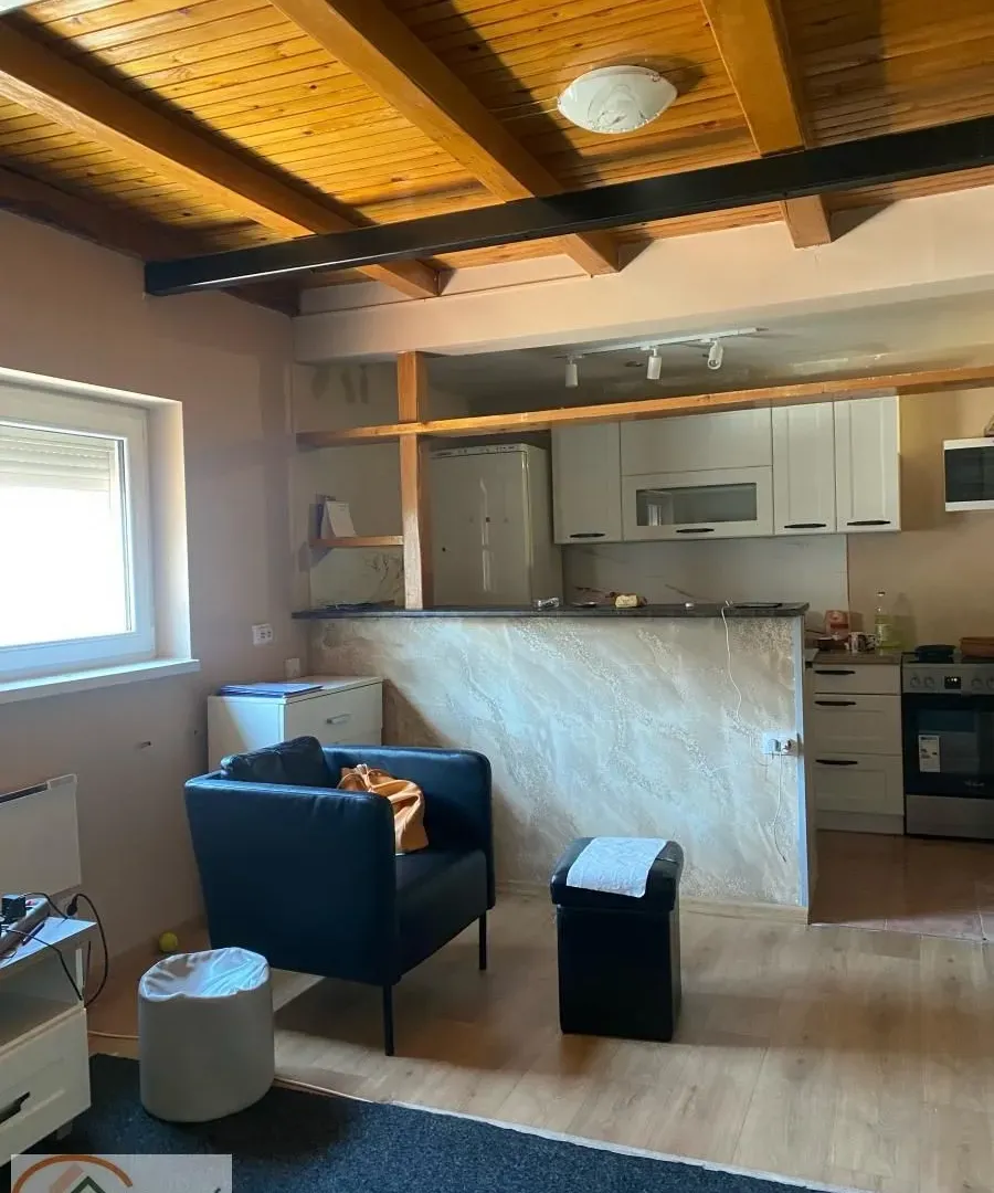 Prodaja, dvosoban stan, 108m², Crveni Krst, Beograd