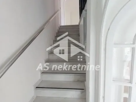 Rent, house, 260m², Neimar, Vračar Sve Podlokacije - image 36
