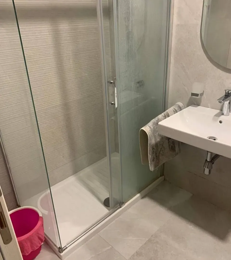 Izdavanje, jednosoban stan, 49m², Central Point, Podgorica