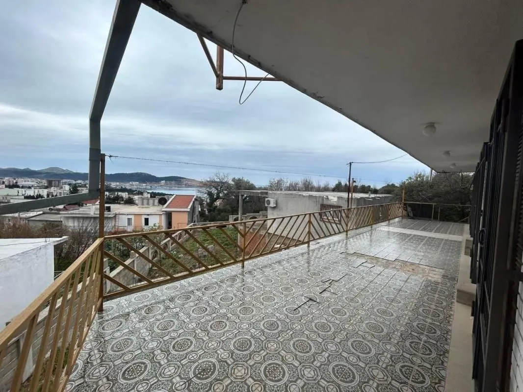 Prodaja, ugostiteljski objekat, 320m², Šušanj, Bar