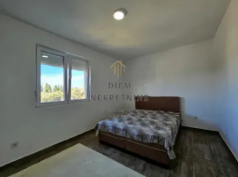 Rent, three bedroom apartment, 150m², Stari Bar, Bar - image 4