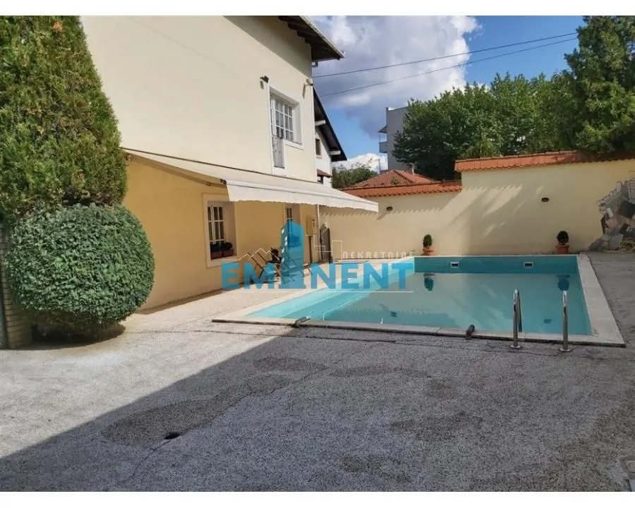Rent, house, 400m², Voždovac Sve Podlokacije, Beograd
