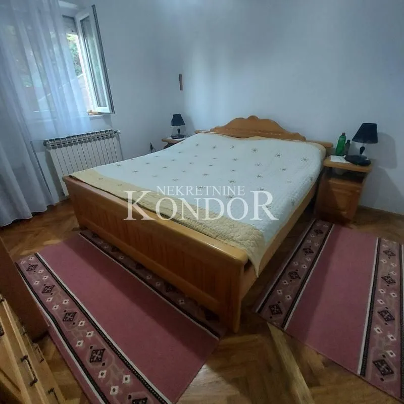 Prodaja, kuća, 250m², Stari Banovci, Stara Pazova