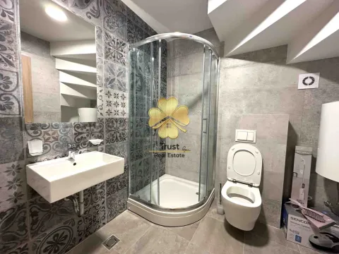 Izdavanje, dvosoban stan, 90m², Master Kvart, Podgorica - image 10