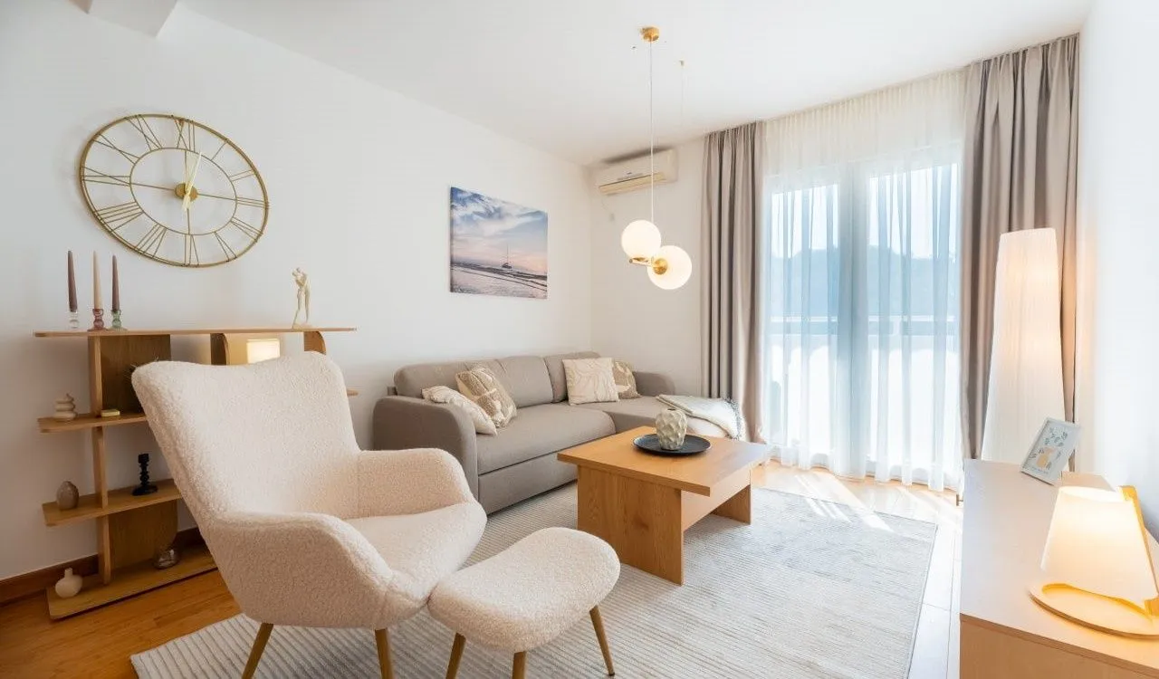 Prodaja, dvosoban stan, 68m², Pržno, Budva