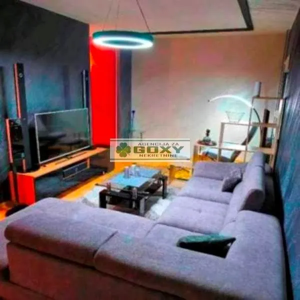 Sale, two bedroom apartment, 75m², Novi Beograd Blok 61, Novi Beograd Sve Podlokacije