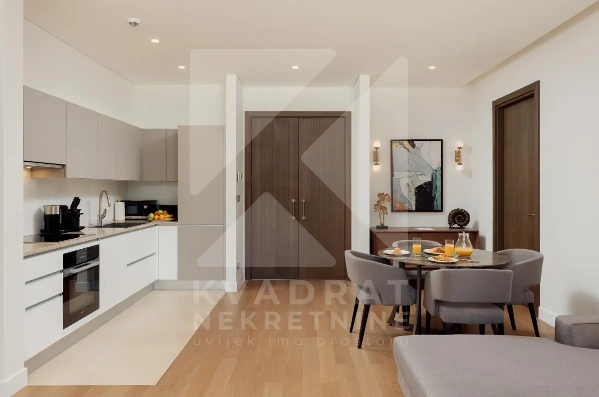 Prodaja, jednosoban stan, 79m², Portonovi, Herceg Novi