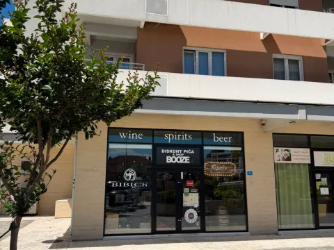 Poslovni prostor in Central Point