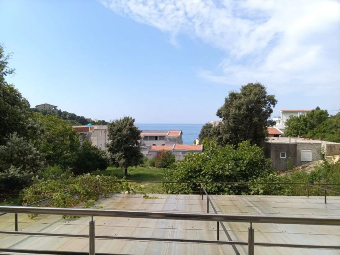 Sale, two bedroom apartment, 65m², Utjeha, Bar