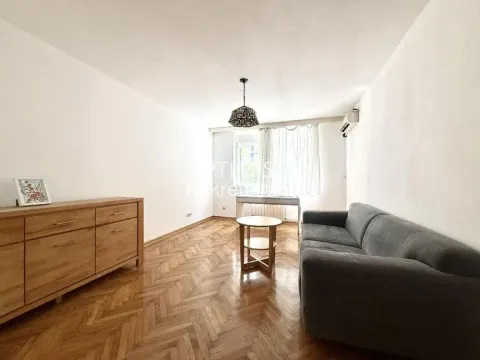 Izdavanje, dvosoban stan, 54m², Stari Grad, Beograd - image 3