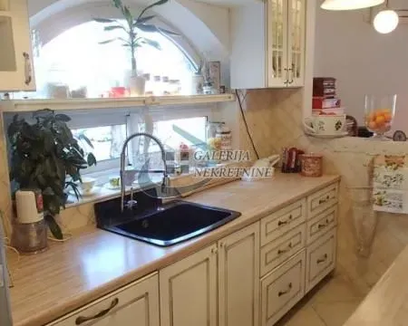 Sale, four bedroom apartment, 110m², Stari Grad, Beograd - image 6