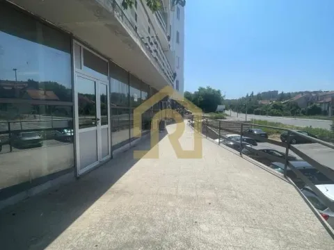 Izdavanje, poslovni prostor, 800m², Mirijevo Sve Podlokacije, Beograd - image 5