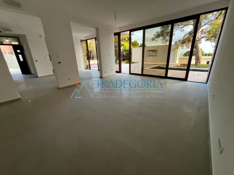 Prodaja, kuća, 292m², Bar, Crna Gora - image 16