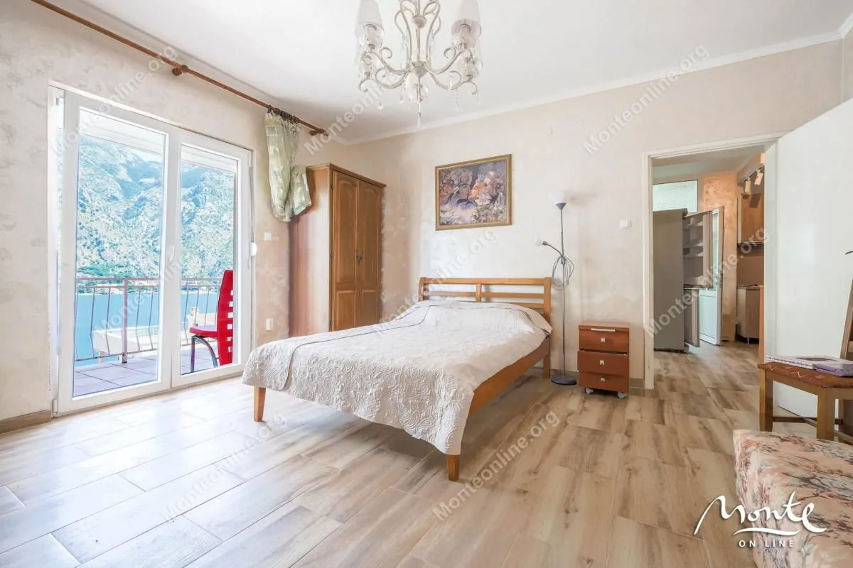 Prodaja, kuća, 172m², Muo, Kotor