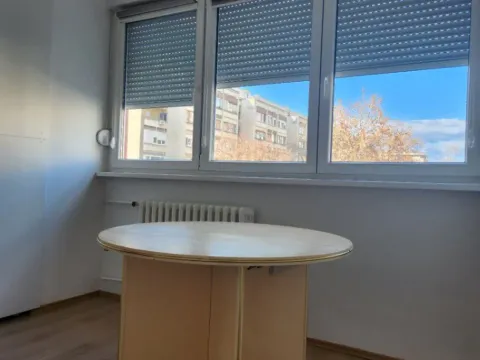 Rent, office space, 75m², Bulevar Oslobodjenja, Novi Sad Sve Podlokacije - image 4