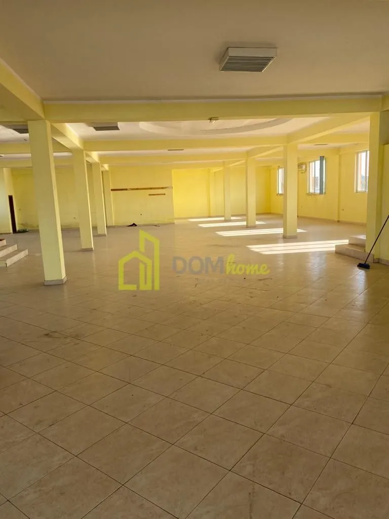Rent, office space, 1106m², Zeta, Podgorica