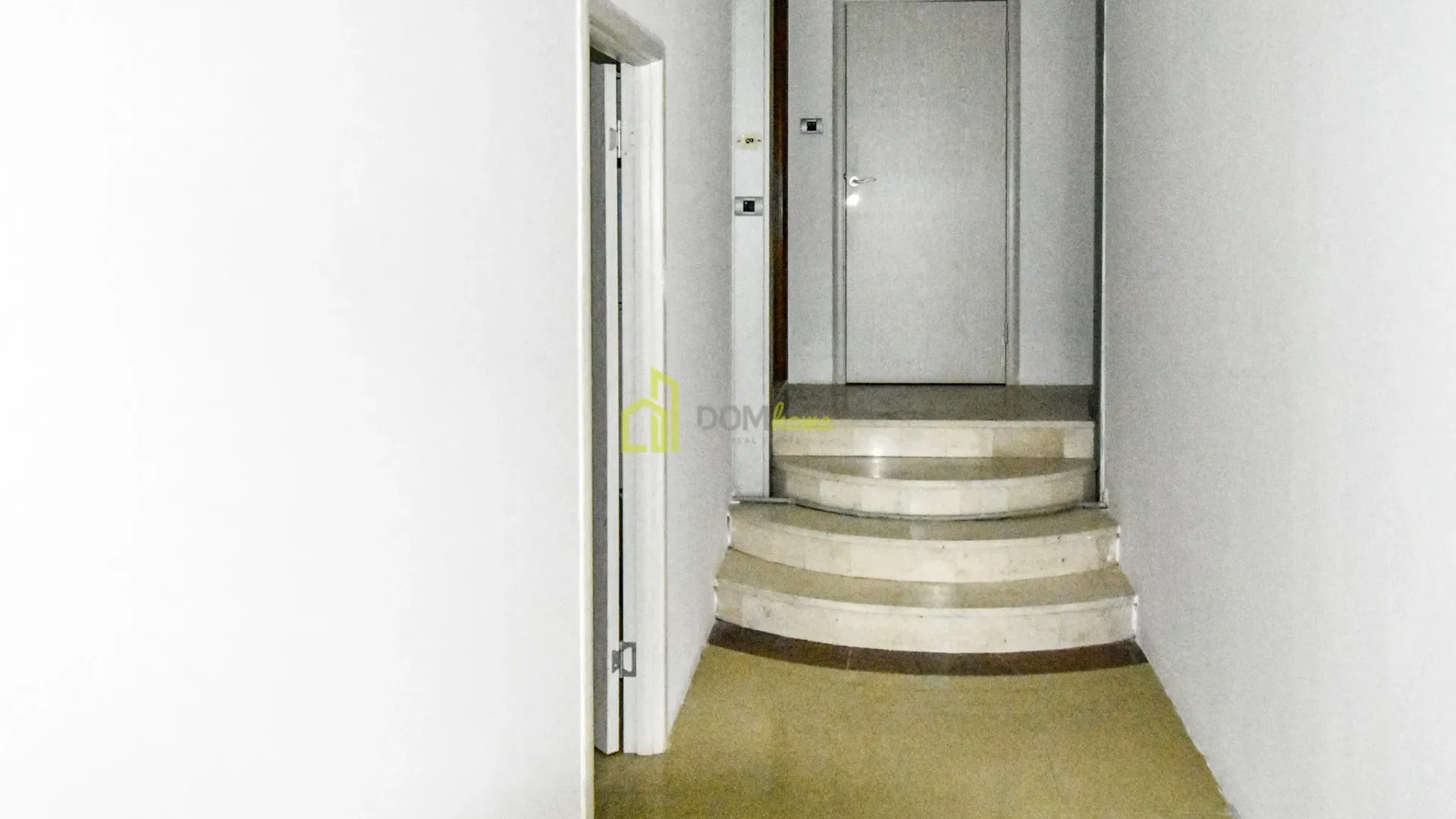 Sale, office space, 303m², Centar, Podgorica