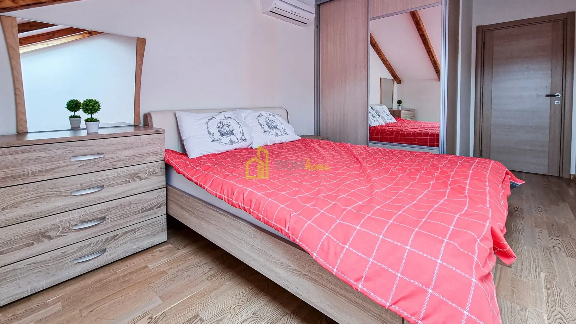 Sale, four bedroom apartment, 137m², Budva, Crna Gora
