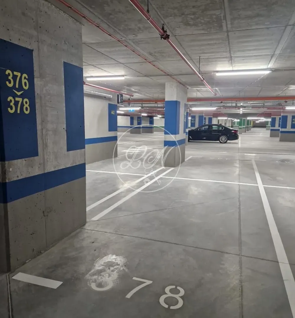 Prodaja, dvosoban stan, 60m², Novi Beograd Blok 65, Novi Beograd Sve Podlokacije