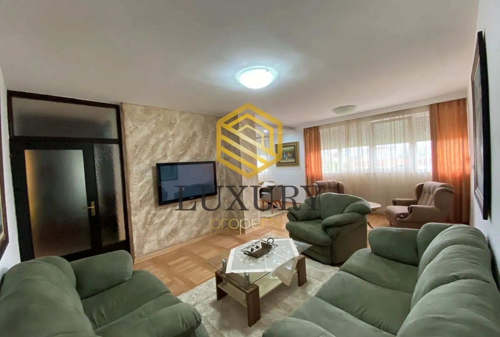 Rent, two bedroom apartment, 80m², Stari Aerodrom, Podgorica